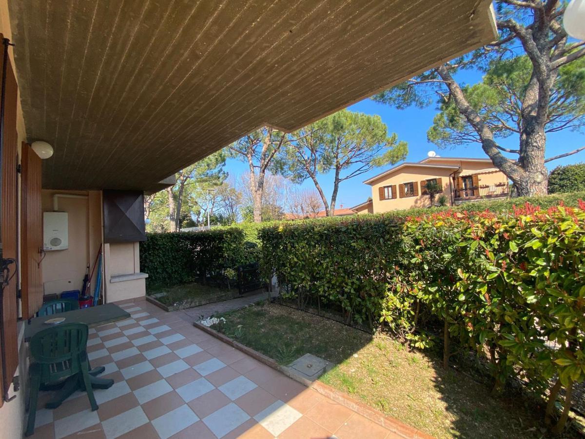 Apartment With Garden And Grill - Green Residence Sirmione Дезенцано-дель-Гарда Екстер'єр фото
